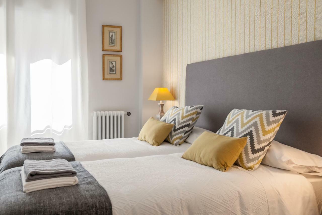 Atelier Plaza Nueva Plus Севилья Экстерьер фото