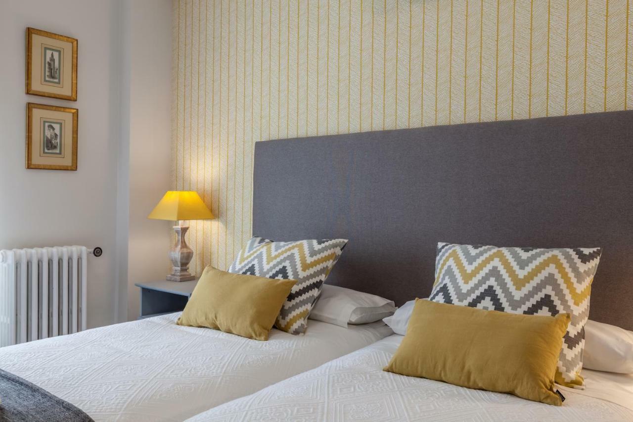 Atelier Plaza Nueva Plus Севилья Экстерьер фото